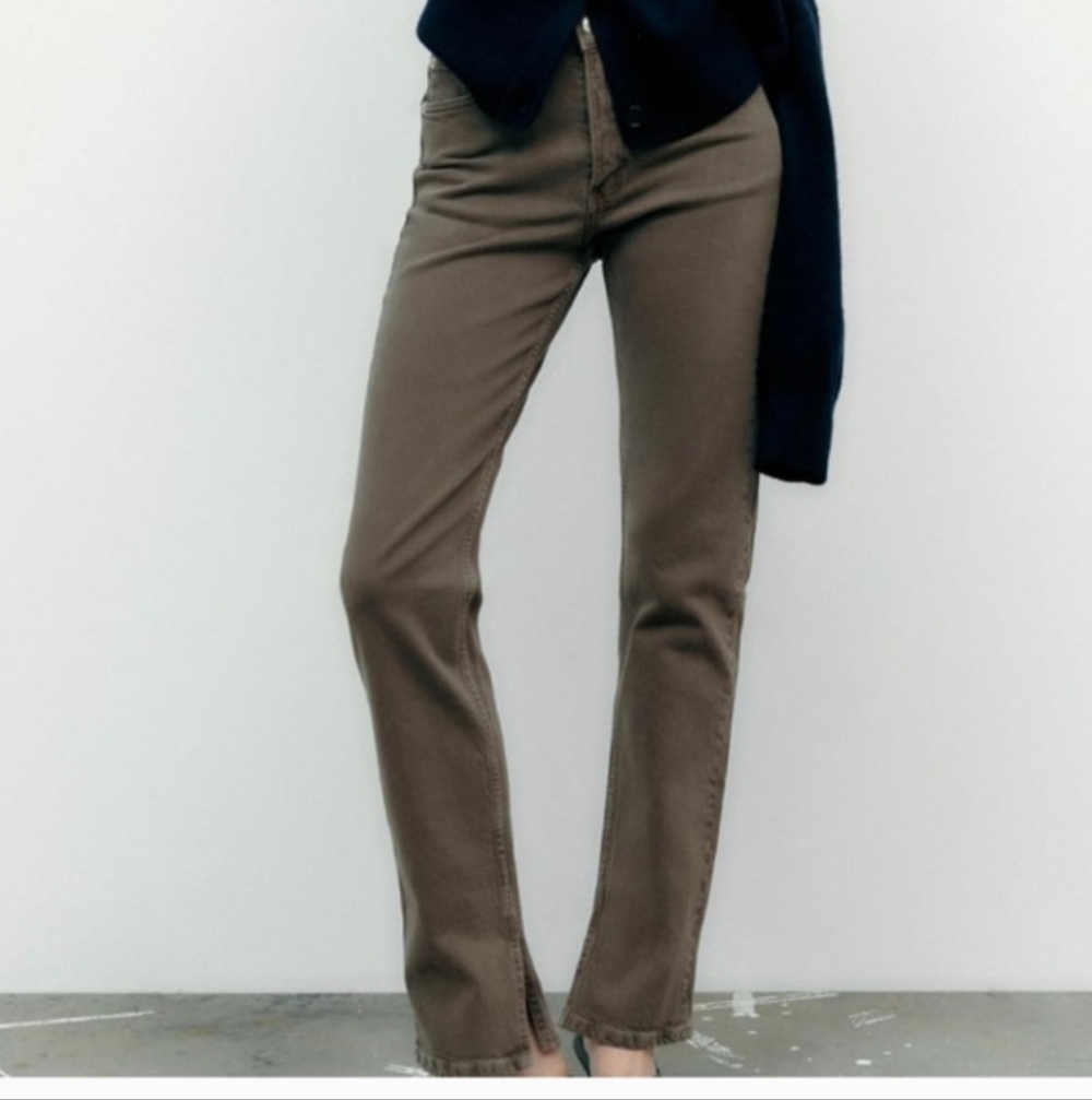 Zara Women's Straight Leg Jeans in Brown Split Seam